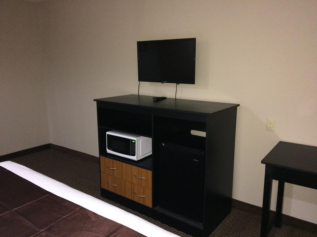 Paradise Inn & Suites Baton Rouge Szoba fotó