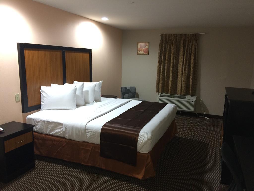 Paradise Inn & Suites Baton Rouge Szoba fotó